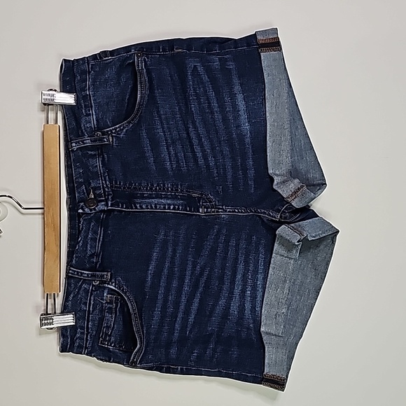 Aeropostale dark wash 33" waist high rise curvy jean shorts - Picture 1 of 6